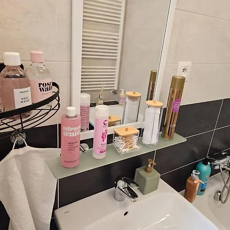 Trendy & Quiet Urban Oasis Flat Bratislava