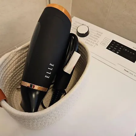 Trendy & Quiet Urban Oasis Flat * 布拉迪斯拉发