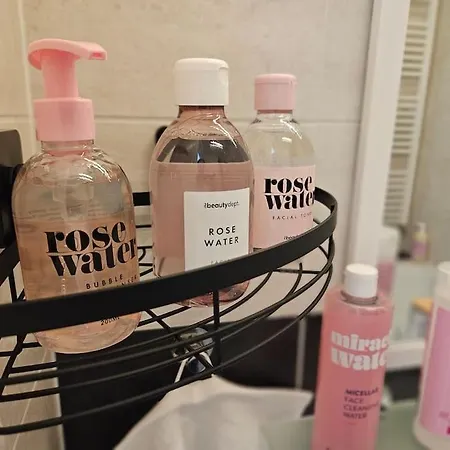 Lägenhet Trendy & Quiet Urban Oasis Flat Bratislava